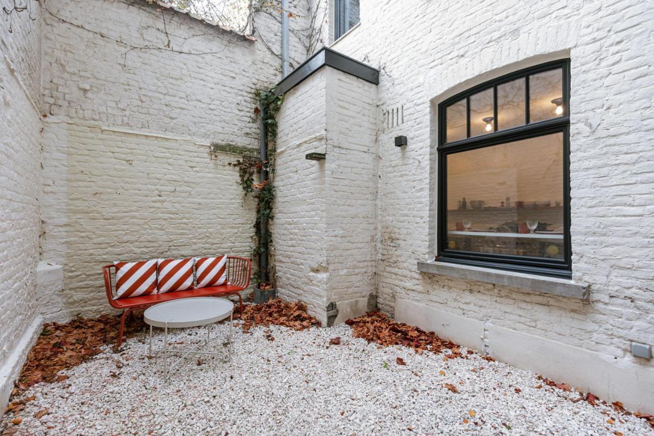 Beautiful Luxurious Mansion With Several Terraces Kortrijk Exterior foto