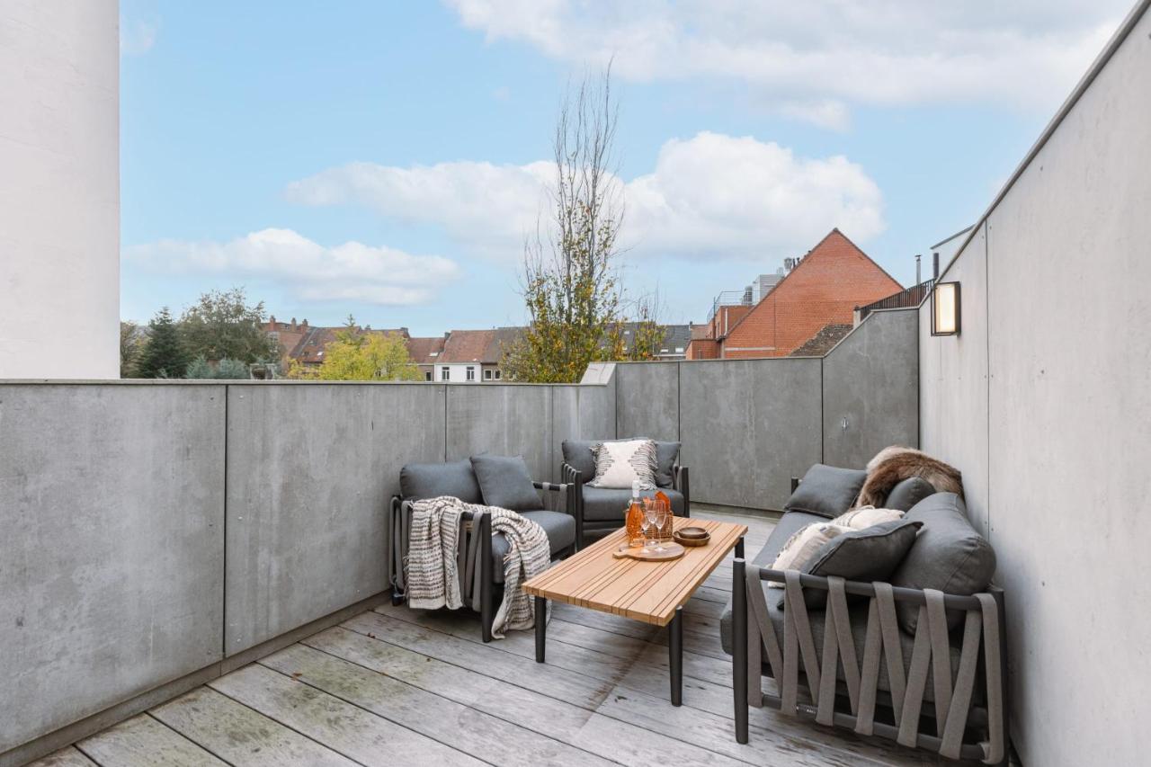 Beautiful Luxurious Mansion With Several Terraces Kortrijk Exterior foto