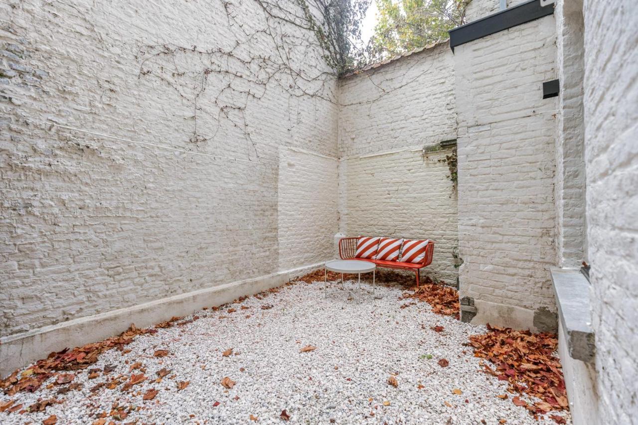 Beautiful Luxurious Mansion With Several Terraces Kortrijk Exterior foto