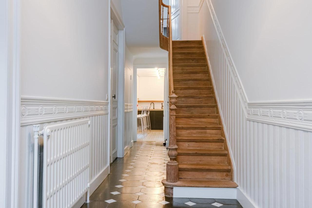 Beautiful Luxurious Mansion With Several Terraces Kortrijk Exterior foto